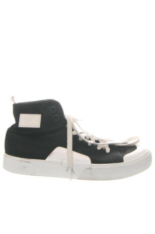 Férfi cipők
 Calvin Klein Jeans, Méret 42, Szín Fekete, Ár 20 459 Ft