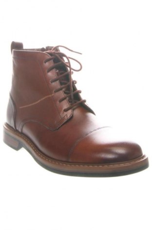 Мъжки обувки Clarks, Размер 41, Цвят Кафяв, Цена 254,99 лв.
