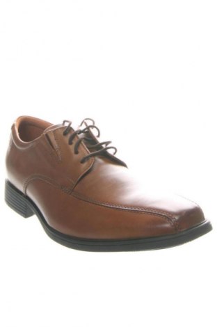 Мъжки обувки Clarks, Размер 44, Цвят Кафяв, Цена 219,99 лв.