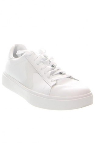 Férfi cipők
 Skechers, Méret 41, Szín Fehér, Ár 10 479 Ft