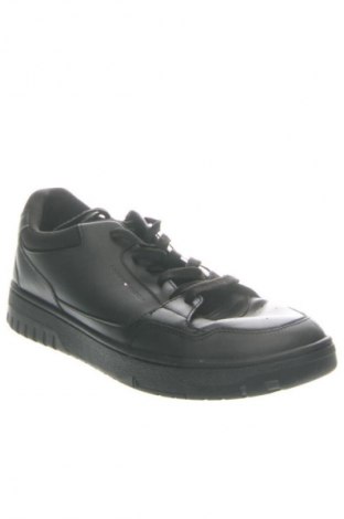 Obuwie męskie Tommy Hilfiger, Rozmiar 45, Kolor Czarny, Cena 167,99 zł