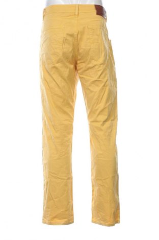 Pánske nohavice  Pierre Cardin, Veľkosť XL, Farba Žltá, Cena  39,95 €