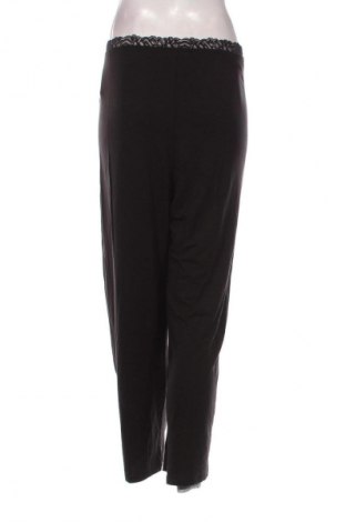 Piżama
 Calvin Klein, Rozmiar S, Kolor Czarny, Cena 245,99 zł