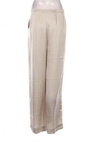 Pijama Calvin Klein, Mărime L, Culoare Bej, Preț 373,99 Lei