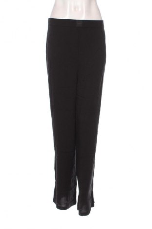 Pyžamo  Calvin Klein, Velikost M, Barva Černá, Cena  1 039,00 Kč