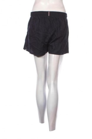 Piżama
 Tommy Hilfiger, Rozmiar XL, Kolor Niebieski, Cena 384,99 zł
