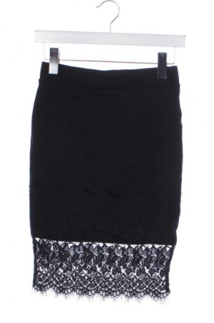 Sukně Gate Woman, Velikost XS, Barva Černá, Cena  247,00 Kč