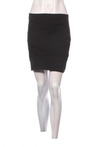 Sukně H&M Divided, Velikost S, Barva Černá, Cena  309,00 Kč