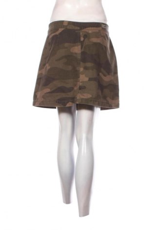 Rock Pull&Bear, Größe M, Farbe Mehrfarbig, Preis € 10,00