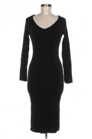 Kleid Anko, Größe M, Farbe Silber, Preis € 26,99