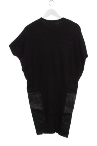 Ruha Anteprima, Méret M, Szín Fekete, Ár 15 319 Ft