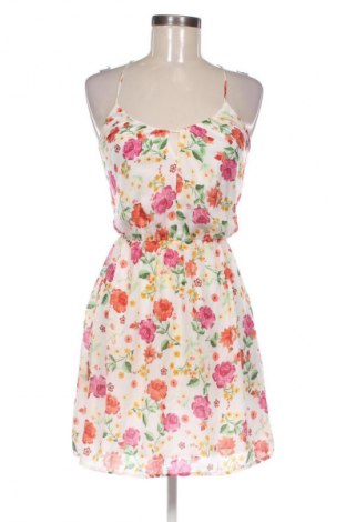 Šaty  Bershka, Velikost M, Barva Vícebarevné, Cena  369,00 Kč