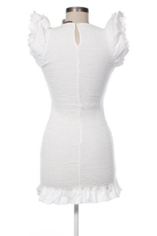 Kleid Bershka, Größe S, Farbe Weiß, Preis € 14,83