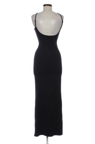 Φόρεμα Bershka, Μέγεθος M, Χρώμα Μαύρο, Τιμή 14,83 €