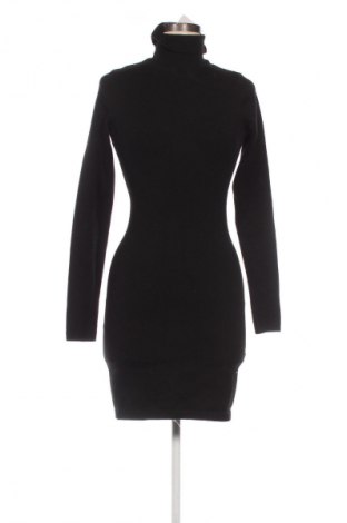 Rochie Bershka, Mărime M, Culoare Negru, Preț 76,32 Lei