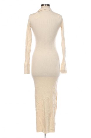 Kleid Bershka, Größe S, Farbe Beige, Preis € 20,99