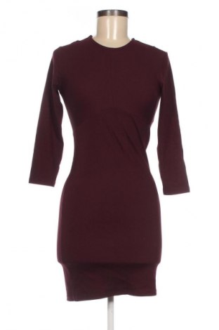 Kleid Bershka, Größe M, Farbe Rot, Preis 14,77 €