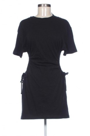 Φόρεμα Bershka, Μέγεθος S, Χρώμα Μαύρο, Τιμή 14,91 €