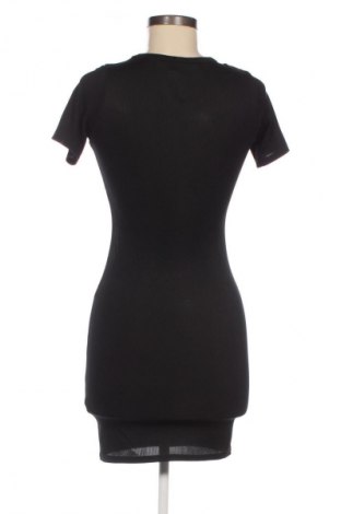 Kleid Boohoo, Größe M, Farbe Schwarz, Preis 14,83 €