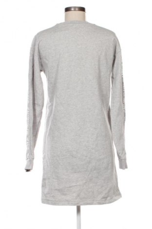 Šaty  Calvin Klein Jeans, Veľkosť M, Farba Sivá, Cena  34,78 €