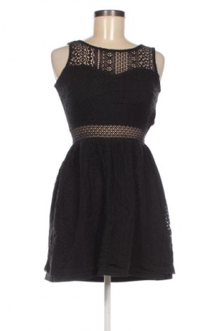 Kleid Cropp, Größe XS, Farbe Schwarz, Preis € 24,55