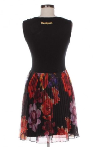 Kleid Desigual, Größe S, Farbe Mehrfarbig, Preis 40,99 €