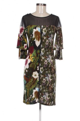Šaty  Desigual, Velikost S, Barva Vícebarevné, Cena  1 038,00 Kč