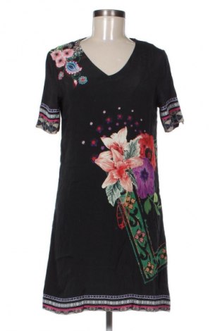 Šaty  Desigual, Veľkosť M, Farba Viacfarebná, Cena  41,94 €
