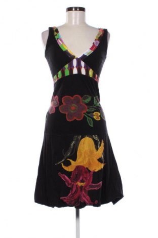 Šaty  Desigual, Veľkosť M, Farba Viacfarebná, Cena  41,98 €