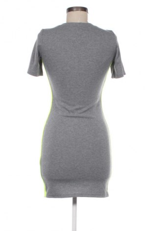 Kleid H&M Divided, Größe S, Farbe Grau, Preis € 14,83