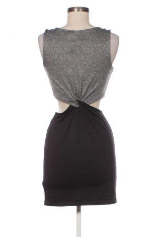 Šaty  H&M Divided, Veľkosť S, Farba Viacfarebná, Cena  19,44 €