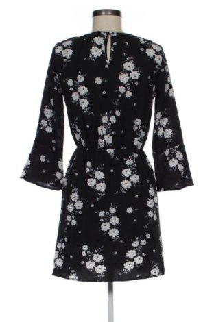 Šaty  H&M Divided, Velikost M, Barva Vícebarevné, Cena  367,00 Kč