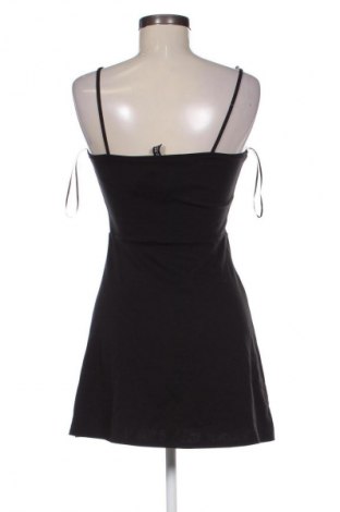 Kleid H&M Divided, Größe M, Farbe Schwarz, Preis € 15,00