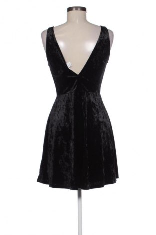Kleid H&M Divided, Größe M, Farbe Schwarz, Preis € 14,83