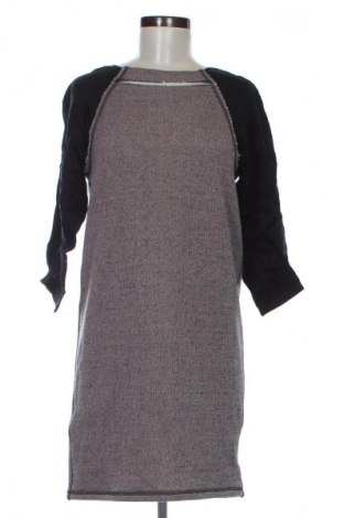 Šaty  Hugo Boss, Velikost S, Barva Vícebarevné, Cena  2 593,00 Kč