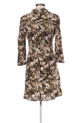 Kleid Mango, Größe M, Farbe Mehrfarbig, Preis 22,99 €