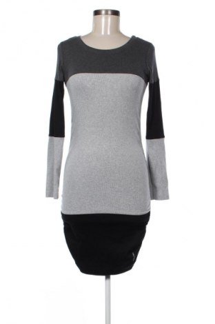 Šaty  Marc Cain Sports, Velikost S, Barva Šedá, Cena  2 593,00 Kč