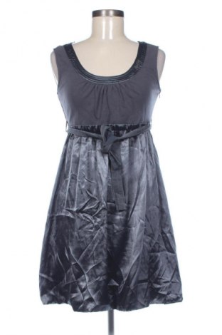 Rochie Miss Sixty, Mărime M, Culoare Gri, Preț 216,36 Lei
