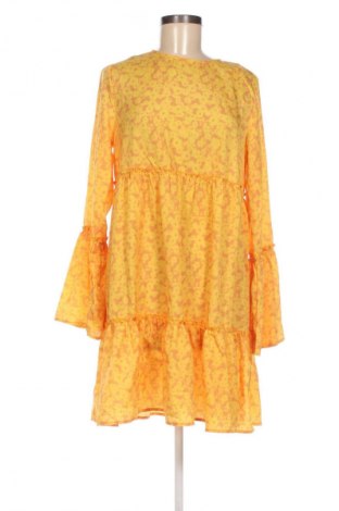 Kleid NA-KD, Größe M, Farbe Mehrfarbig, Preis 55,24 €