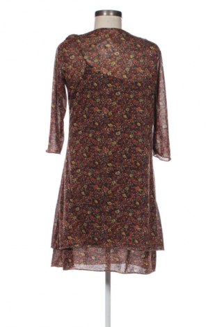 Kleid Outfit, Größe M, Farbe Mehrfarbig, Preis € 14,77