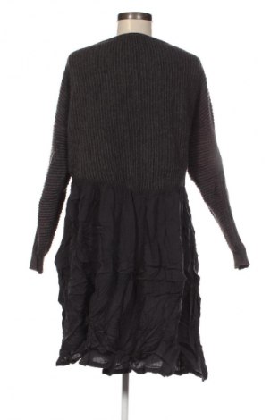 Kleid PQ, Größe L, Farbe Grau, Preis € 19,99