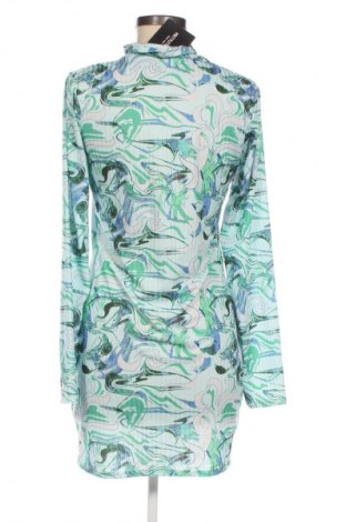 Kleid Pretty Little Thing, Größe XL, Farbe Mehrfarbig, Preis € 23,59