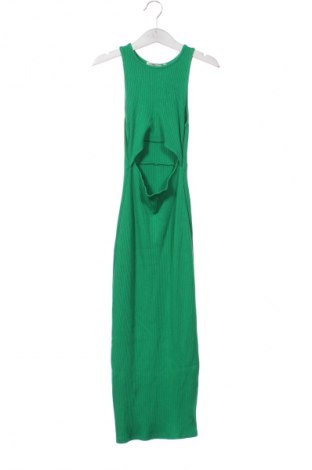 Šaty  Pull&Bear, Velikost XS, Barva Zelená, Cena  367,00 Kč