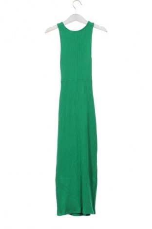 Šaty  Pull&Bear, Velikost XS, Barva Zelená, Cena  367,00 Kč