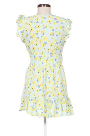Kleid Pull&Bear, Größe L, Farbe Mehrfarbig, Preis € 6,14