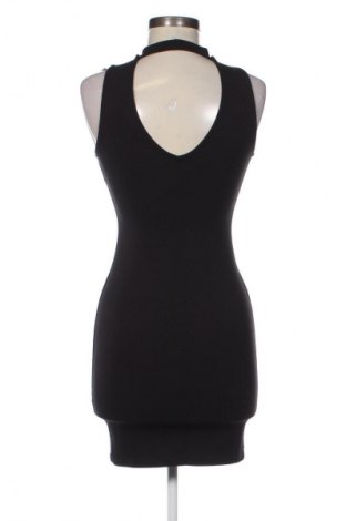 Kleid Pull&Bear, Größe M, Farbe Schwarz, Preis 14,83 €