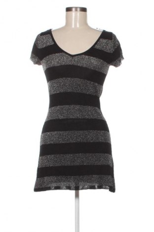 Kleid Review, Größe M, Farbe Mehrfarbig, Preis € 24,49