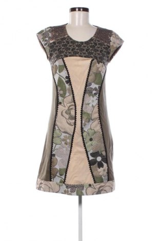 Kleid Rinascimento, Größe M, Farbe Mehrfarbig, Preis € 41,94