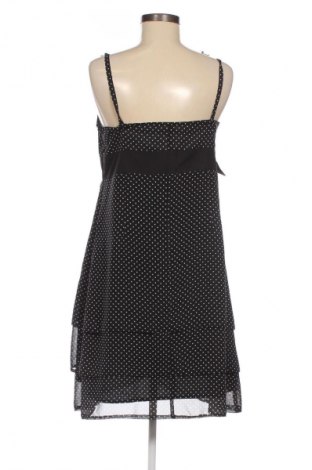 Φόρεμα She, Μέγεθος M, Χρώμα Πολύχρωμο, Τιμή 15,00 €