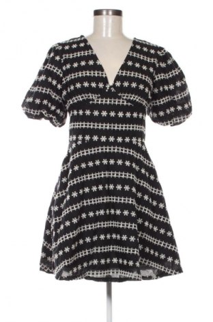 Kleid Sinsay, Größe S, Farbe Schwarz, Preis 14,91 €